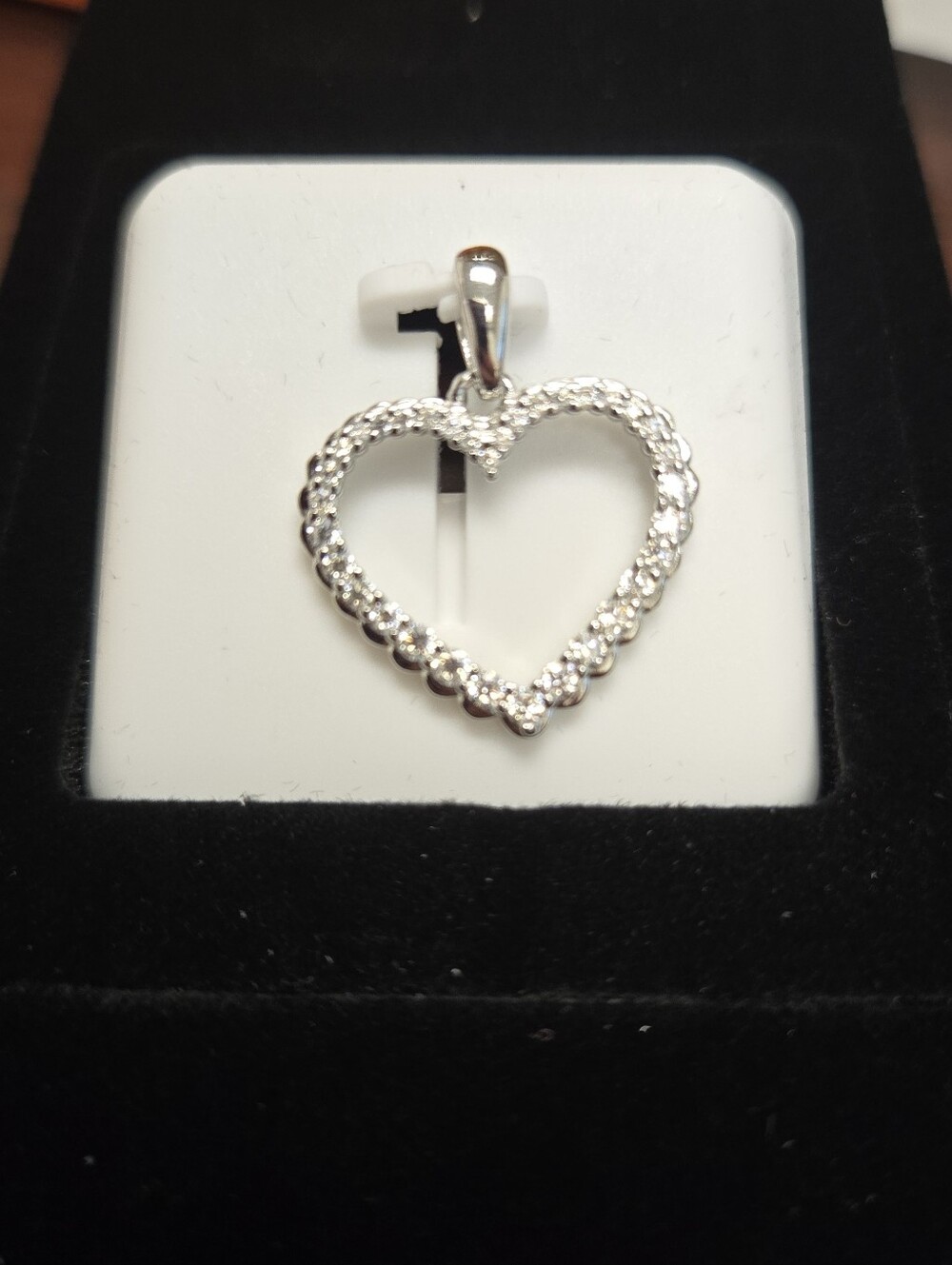 Sterling 925 Silver Heart Pendant with Moissanite 1 Ct - Silver